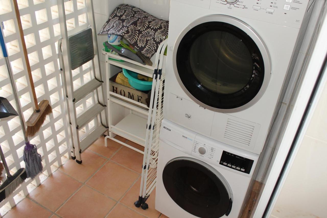 Apartment In El Presidente Beach Side New Golden Mile Estepona Eksteriør billede